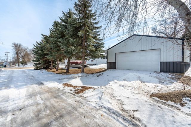 110 S Niggeler Street, Elizabeth, MN 56533