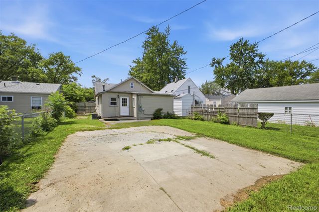 5921 Oldham Street, Taylor, MI 48180