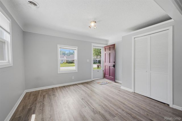 5921 Oldham Street, Taylor, MI 48180