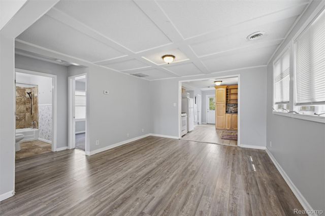 5921 Oldham Street, Taylor, MI 48180