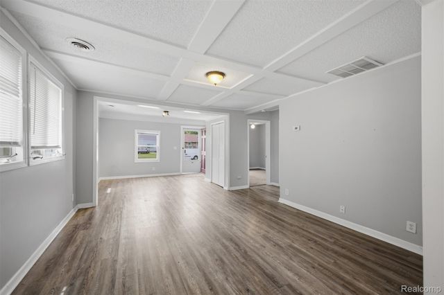 5921 Oldham Street, Taylor, MI 48180