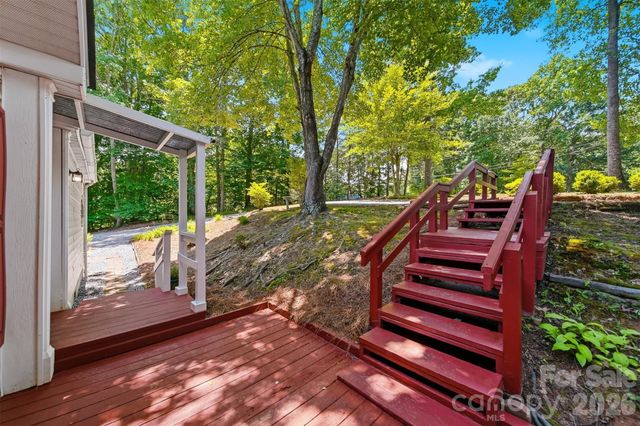 4944 Largo Court, Conover, NC 28613