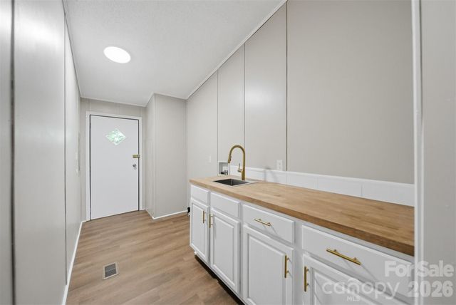 4944 Largo Court, Conover, NC 28613