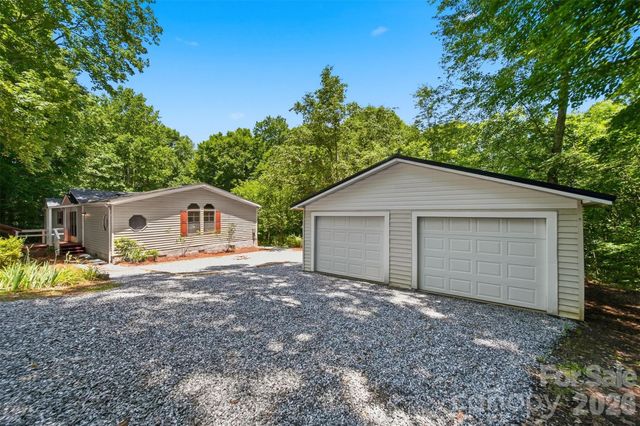 4944 Largo Court, Conover, NC 28613