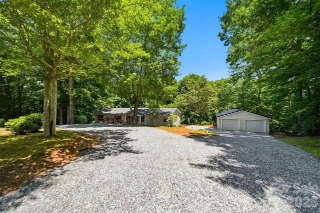 4944 Largo Court, Conover, NC 28613