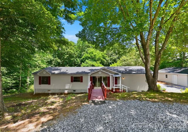 4944 Largo Court, Conover, NC 28613