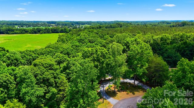 4944 Largo Court, Conover, NC 28613