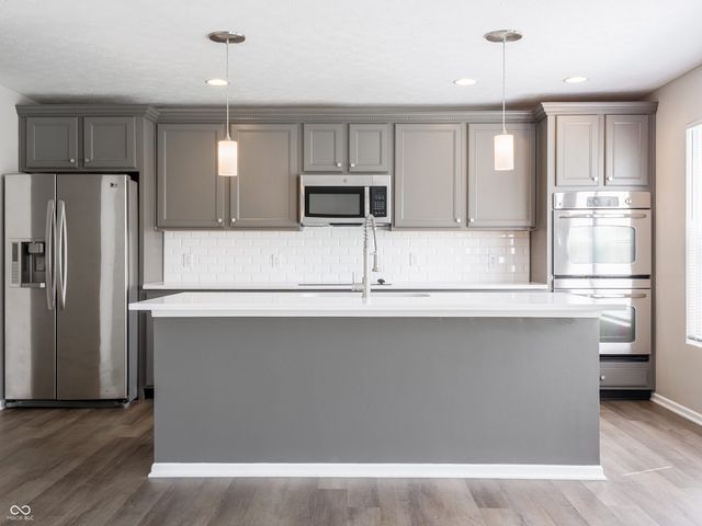 8331 Burket Way, Camby, IN 46113