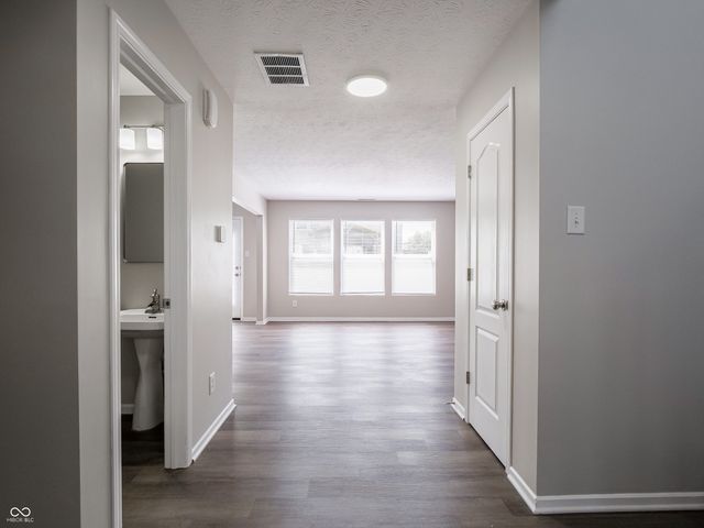 8331 Burket Way, Camby, IN 46113