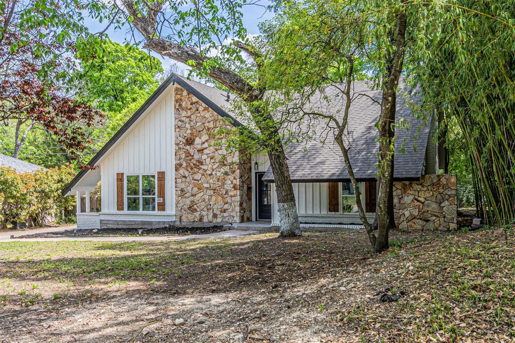 2631 Deep Hill Circle, Dallas, TX 75233