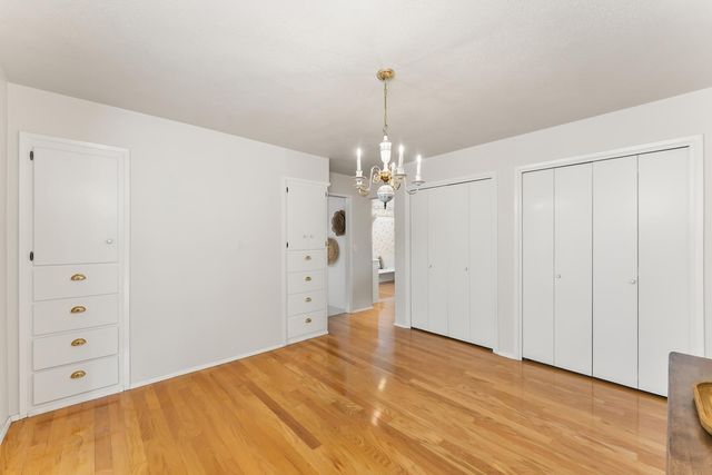 8445 Royall Oaks Dr, Granite Bay, CA 95746