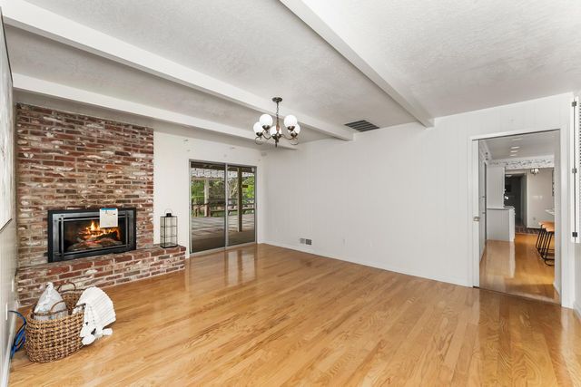 8445 Royall Oaks Dr, Granite Bay, CA 95746