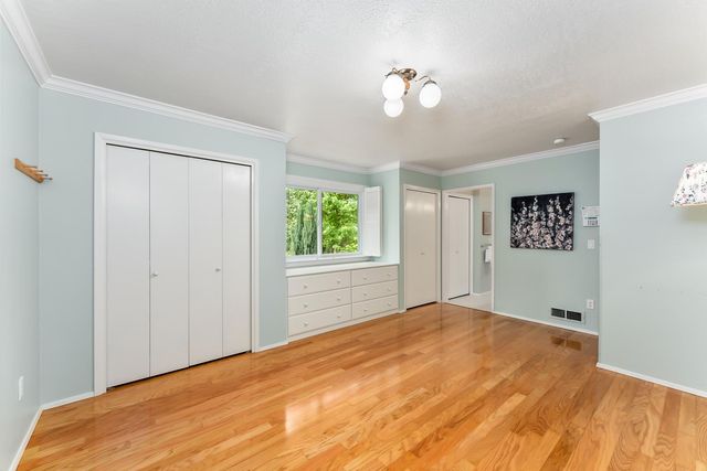 8445 Royall Oaks Dr, Granite Bay, CA 95746