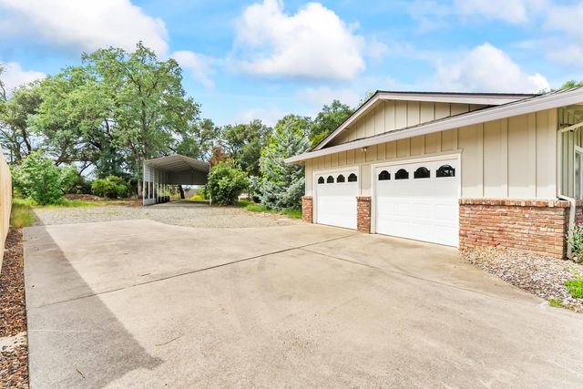 8445 Royall Oaks Dr, Granite Bay, CA 95746