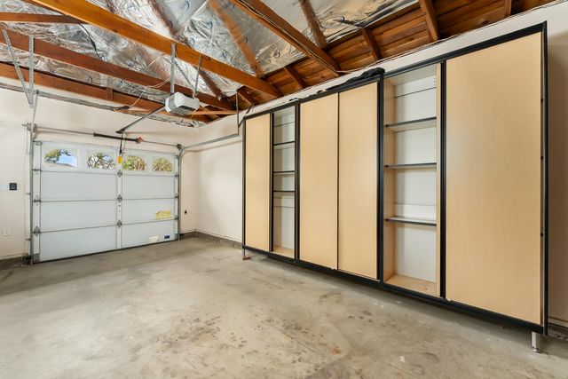 8445 Royall Oaks Dr, Granite Bay, CA 95746