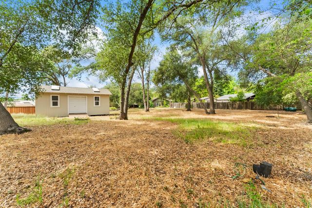 8445 Royall Oaks Dr, Granite Bay, CA 95746