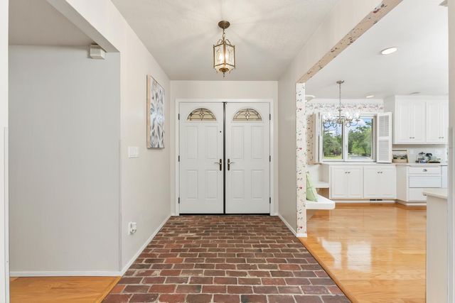 8445 Royall Oaks Dr, Granite Bay, CA 95746