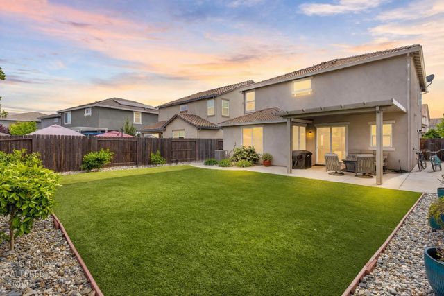 2332 Castle Pines Way, Roseville, CA 95747