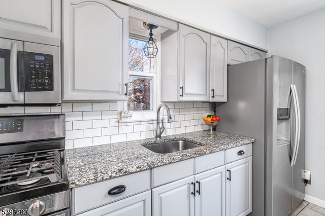 169 Cambridge Ave, Saddle Brook Twp., NJ 07663