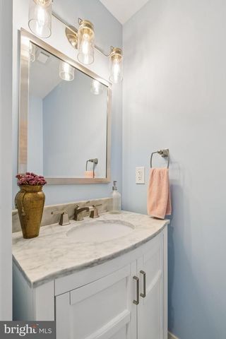 1634 S 16TH ST, Philadelphia, PA 19145