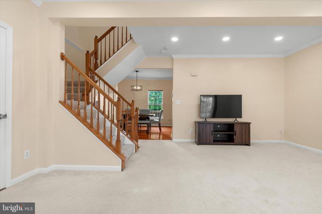 7104 WHEELING WAY, Gainesville, VA 20155