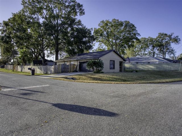 6 ALMOND COURSE, Ocala, FL 34472