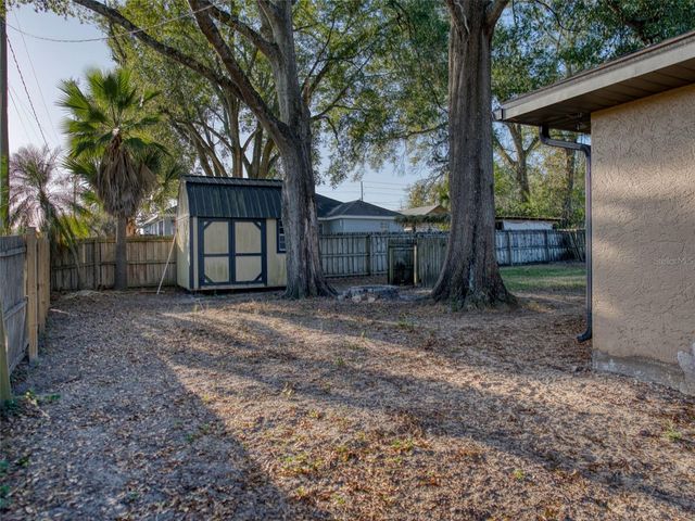 6 ALMOND COURSE, Ocala, FL 34472