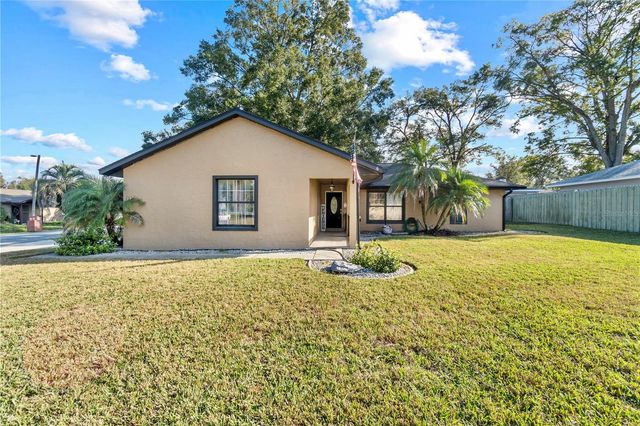 6 ALMOND COURSE, Ocala, FL 34472