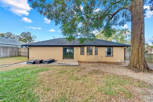 6 ALMOND COURSE, Ocala, FL 34472