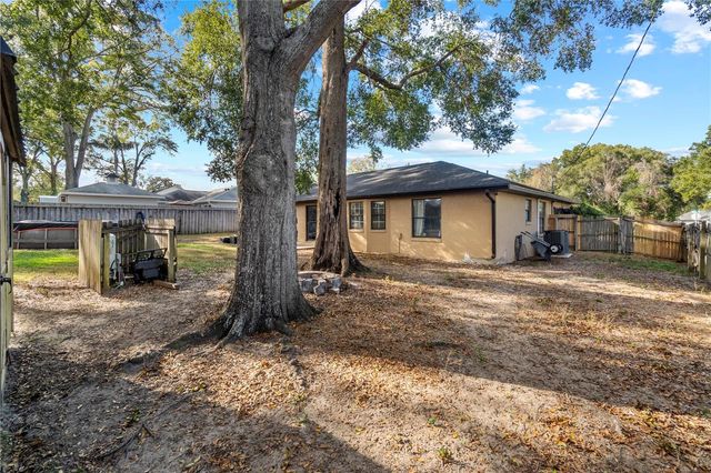 6 ALMOND COURSE, Ocala, FL 34472