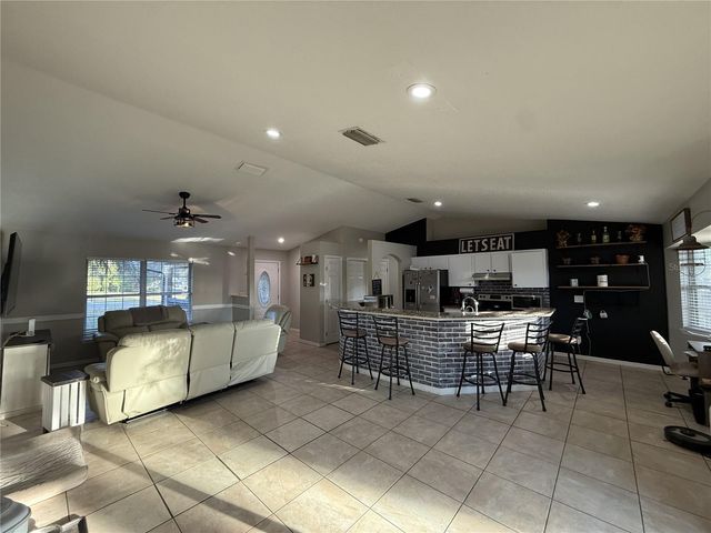 6 ALMOND COURSE, Ocala, FL 34472