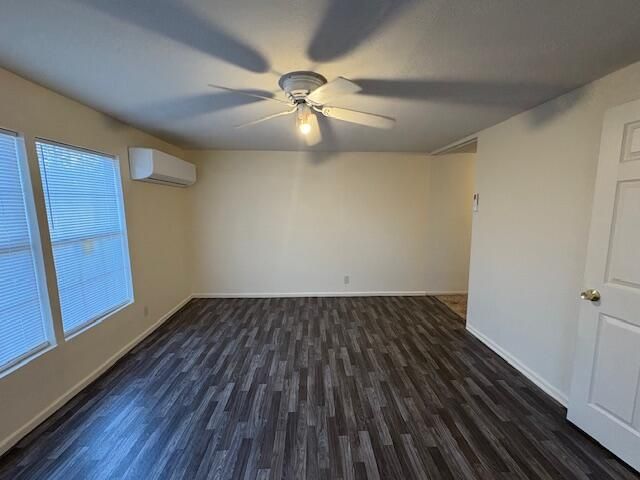 1429 Avenue L, Tahoka, TX 79373