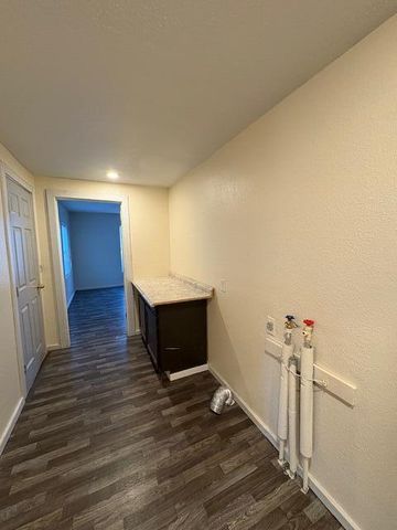 1429 Avenue L, Tahoka, TX 79373