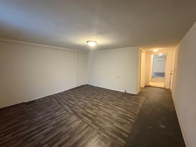 1429 Avenue L, Tahoka, TX 79373