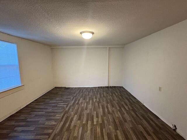 1429 Avenue L, Tahoka, TX 79373