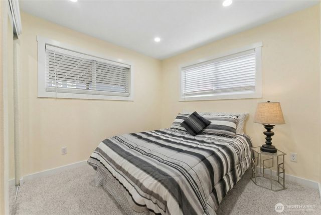 2807 61st Avenue NE, Tacoma, WA 98422