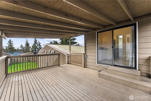 2807 61st Avenue NE, Tacoma, WA 98422