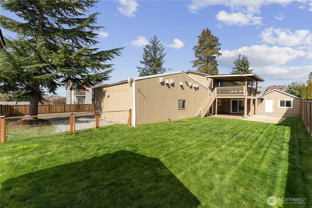 2807 61st Avenue NE, Tacoma, WA 98422