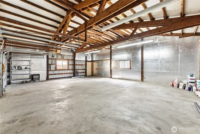 2807 61st Avenue NE, Tacoma, WA 98422