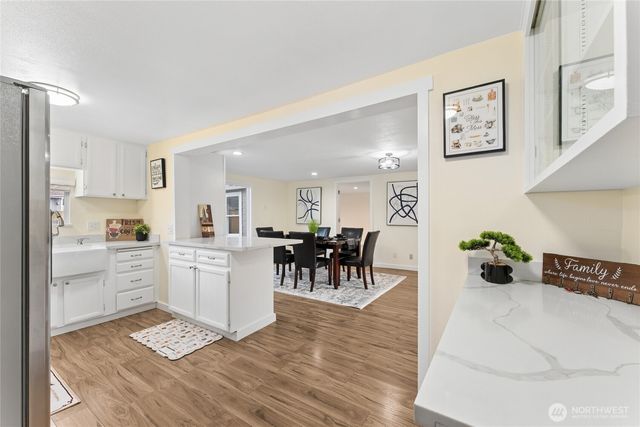 2807 61st Avenue NE, Tacoma, WA 98422