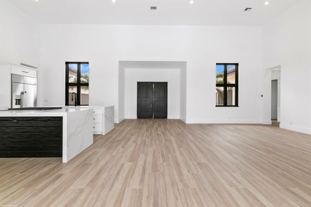 3790 Hanover Circle, Loxahatchee, FL 33470