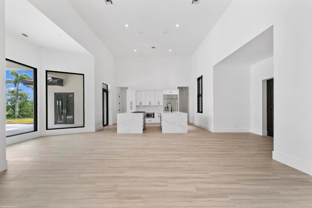 3790 Hanover Circle, Loxahatchee, FL 33470