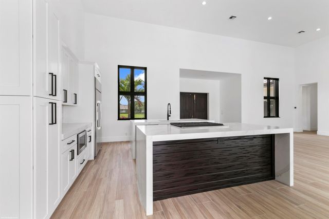 3790 Hanover Circle, Loxahatchee, FL 33470