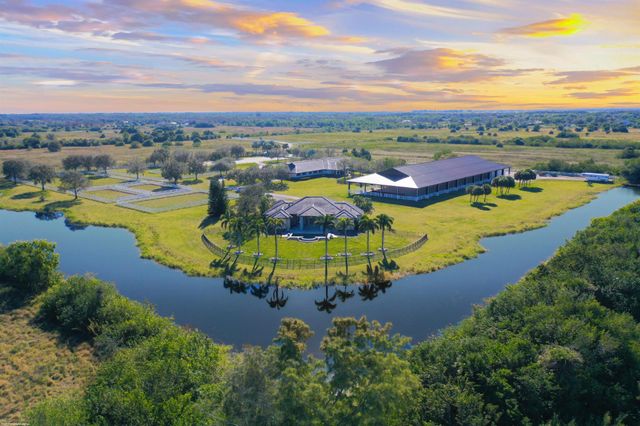 3790 Hanover Circle, Loxahatchee, FL 33470