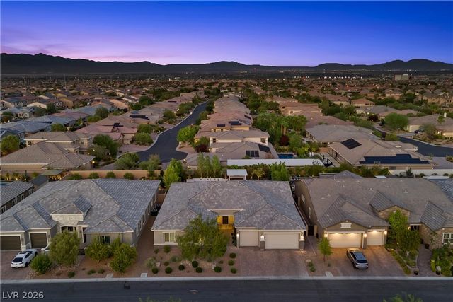 7460 Tucker William Street, Las Vegas, NV 89149