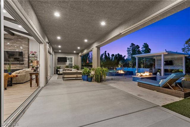 7460 Tucker William Street, Las Vegas, NV 89149