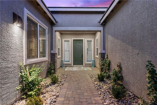 7460 Tucker William Street, Las Vegas, NV 89149