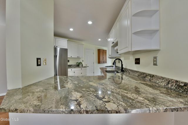 73 Pepper Lane, Greenfield, NY 12866