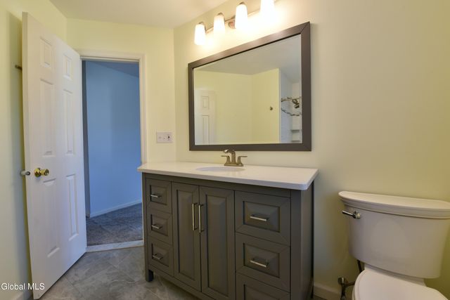 73 Pepper Lane, Greenfield, NY 12866