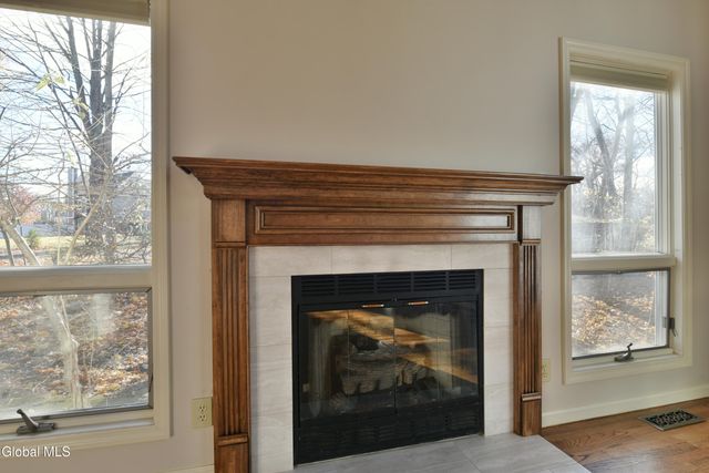 73 Pepper Lane, Greenfield, NY 12866